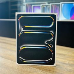 iPad Pro 13in M4 Chip WiFi 256gb (Latest Model) 