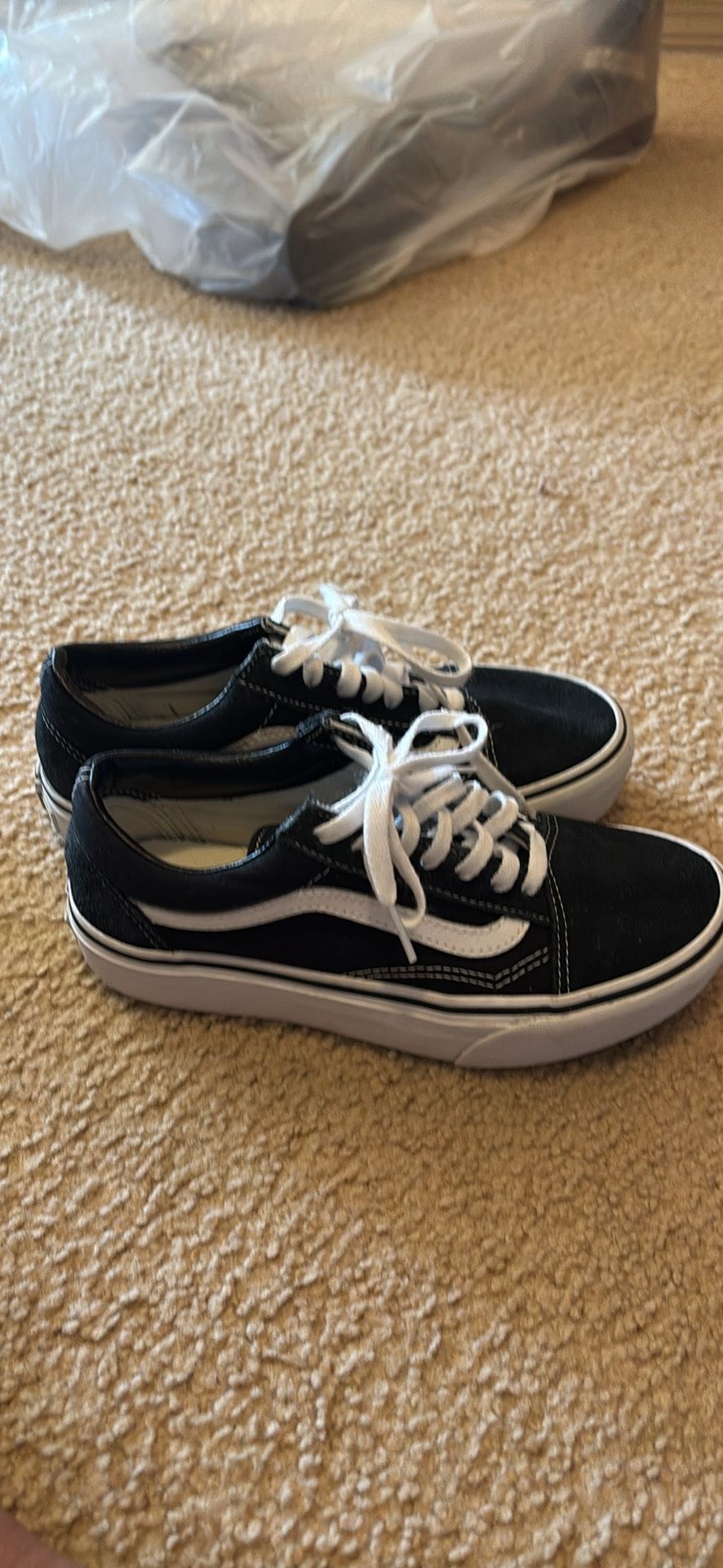 Vans Tennis Shoes Size 4
