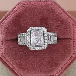 Engagement Ring With Box 