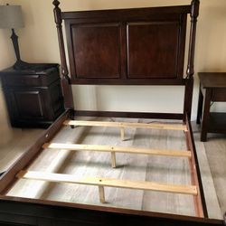 Queen Bedroom Set With Night Stand And Dresser