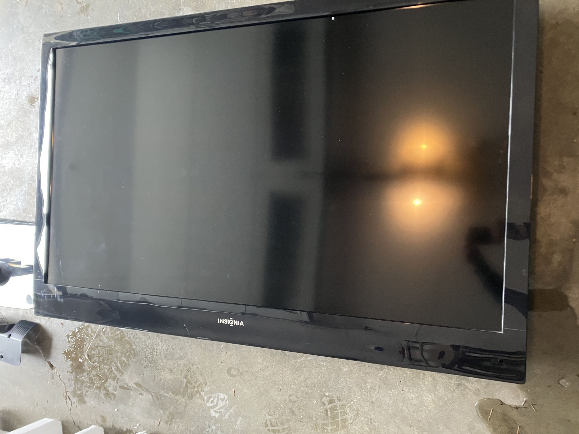 Pending- FREE - 55 inch TV