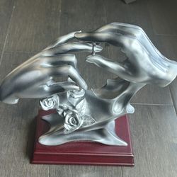 BEAUTIFUL WITH THIS RING STATUE MARRIAGE HANDS WITH RING