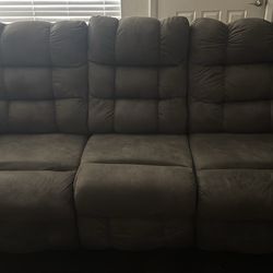 Reclining Couch 