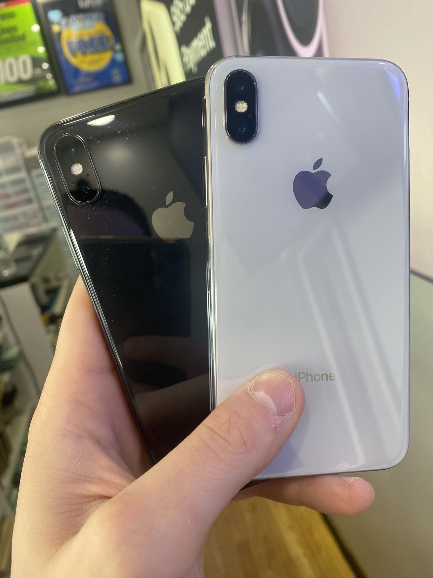 Unlocked iPhone X 64GB - All Colors