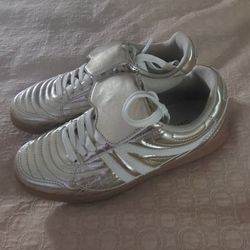 Women Size 6.5 Gold Shoes For Sale 