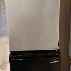 2 Mini Fridges