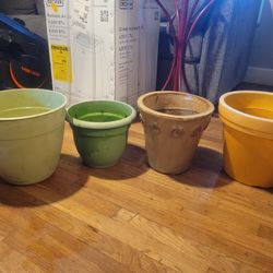 BUNDLE: 4 Colorful Planter Pots