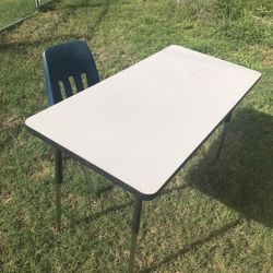 4ft Table With Chair 