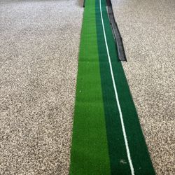Indoor Putting Green 