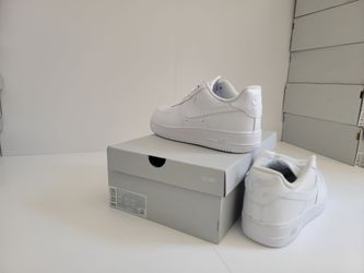 Air forces size 8.5