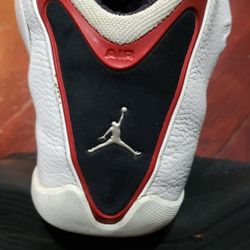 Tenis Jordan  Style 21