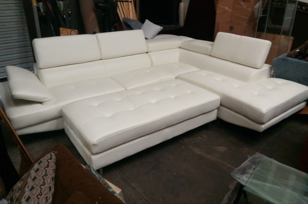 Pellissima sectional 2024