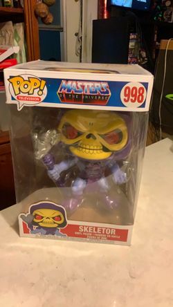Skeletor vinyl figure
