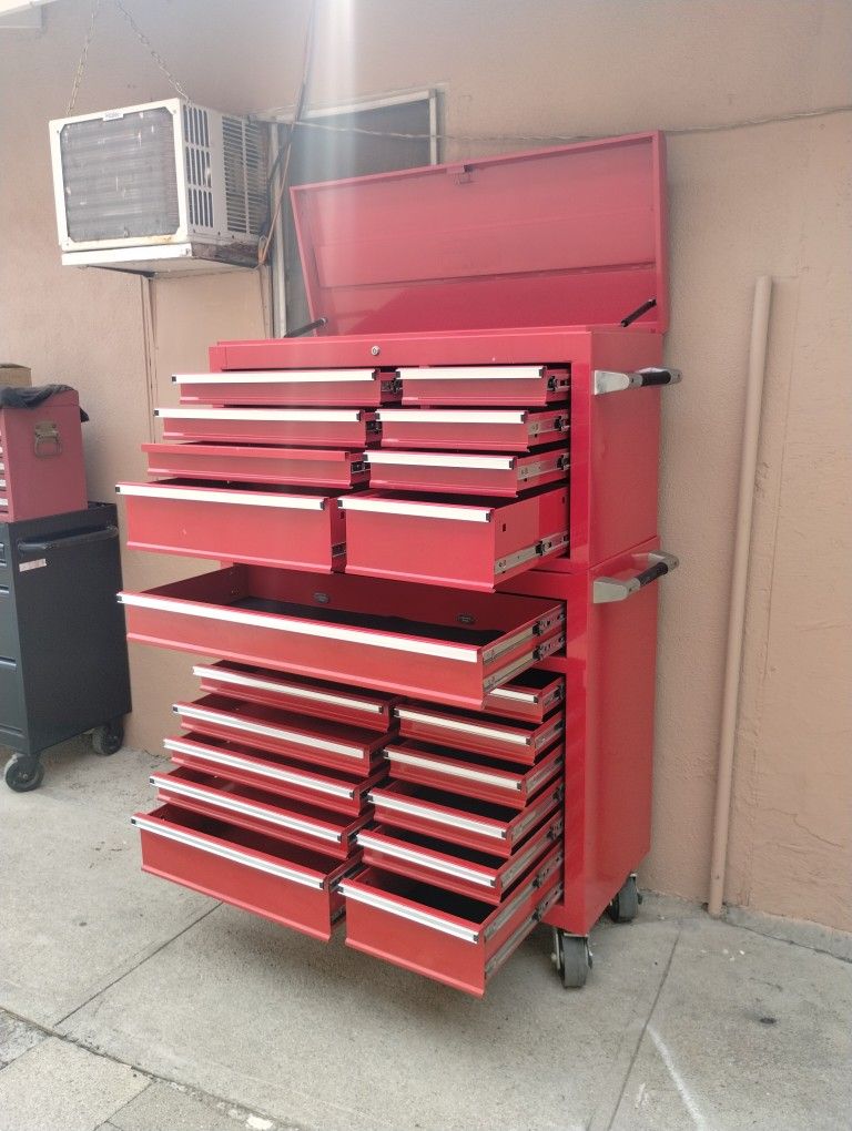 US General Tools Box..H..61..W..42..D..18