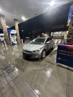 2012 Hyundai Elantra
