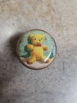 Halcyon Days Enamel box