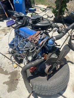 250 CHEVY pick up Engine