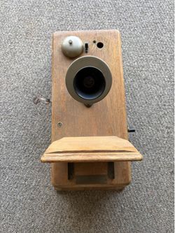 Vintage Western Electric Oak Wall Crank Telephone - Early 1900s