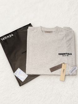 Fear of God Essentials T-Shirt Light Oatmeal