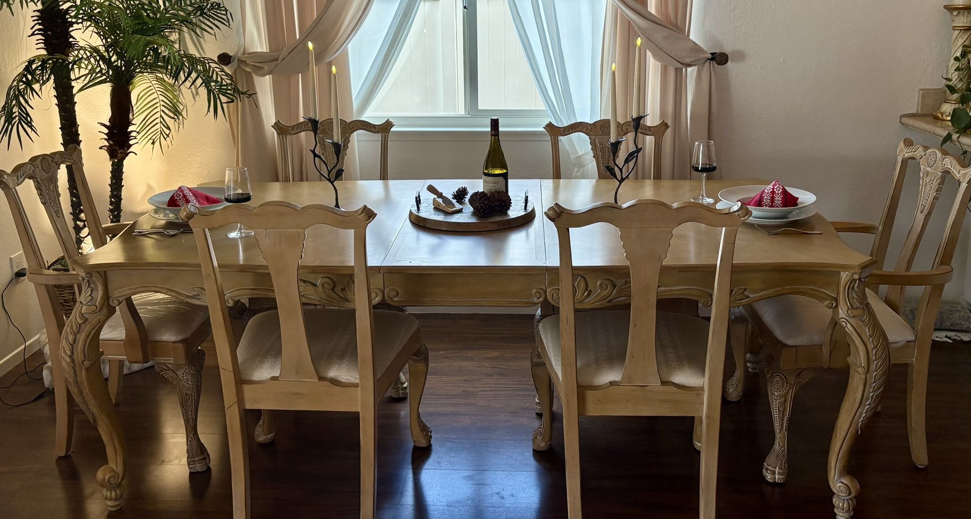 Solid Oak Dining Table Seats 6