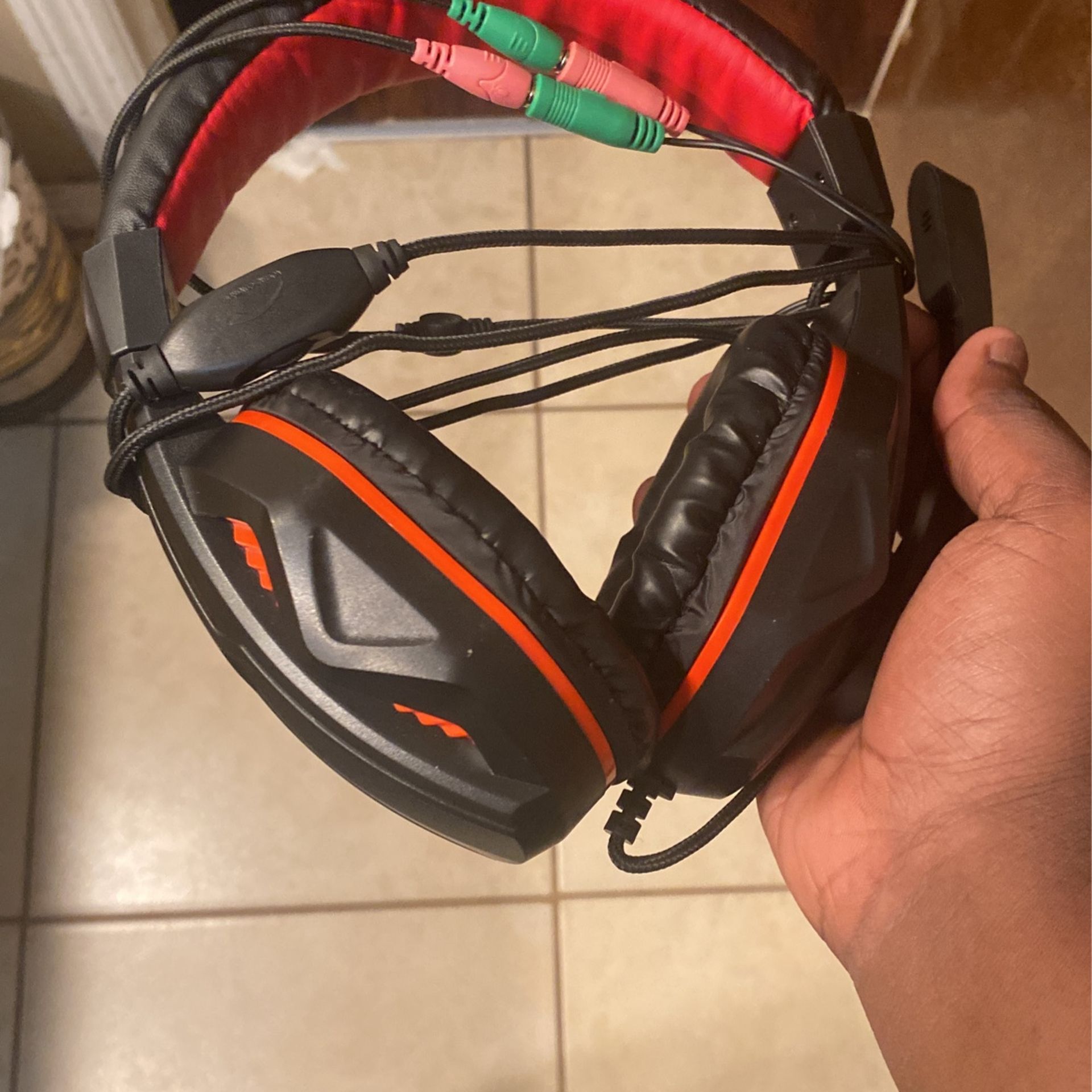 Mic For Sale 50$