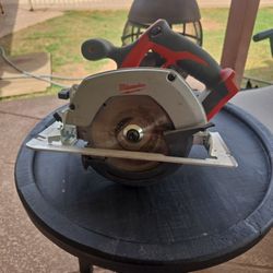 Milwaukee Circular Saw