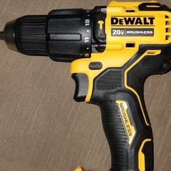 Dewalt 1/2"  Atomic Compact Hammer Drill 