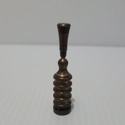Vintage King Piece Brass Chess Set Mid 20th Century Hans Teppich, Israel - Gold 
