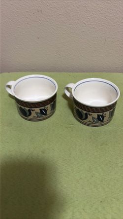Mikasa par of mugs
