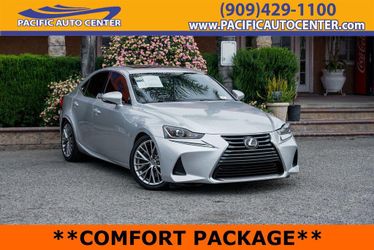 2018 Lexus IS 300