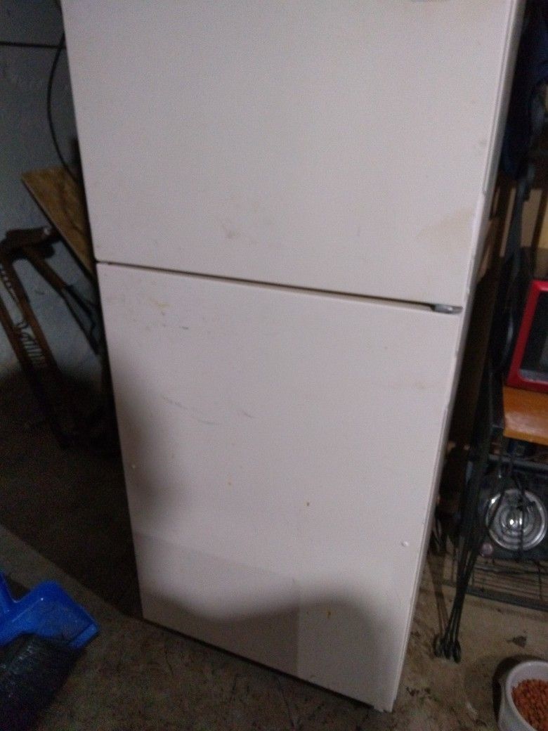 Whirlpool Refrigerator