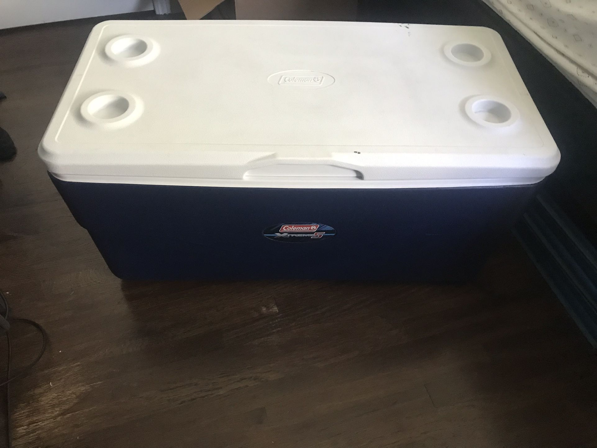 Coleman extreme 5 Cooler