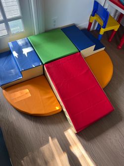 Baby climbing blocks