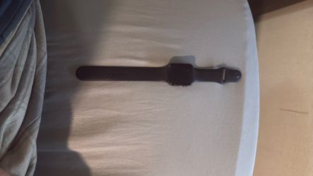 Apple Watch Series 3 – 42mm GPS Space Gray Aluminum – Good Condition