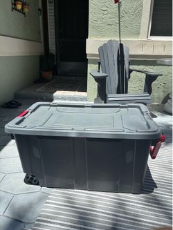 40 gallon tote container on wheels, sterilite.