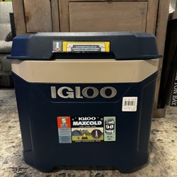 Igloo Portable Cooler With Wheels