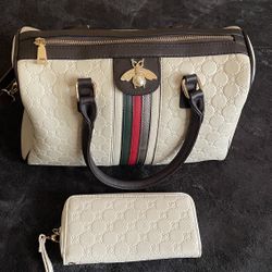 Large duffel bag with matching wallet