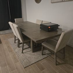 Dining Set