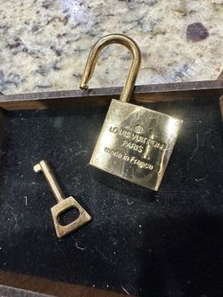 Authentic Louis Vuitton Lock and Key. Authentic and Vintage. 