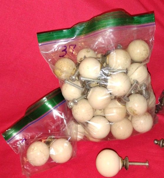Knobs, Pulls, Handles, Backplates