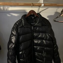 Guess Puffer jacket (M)