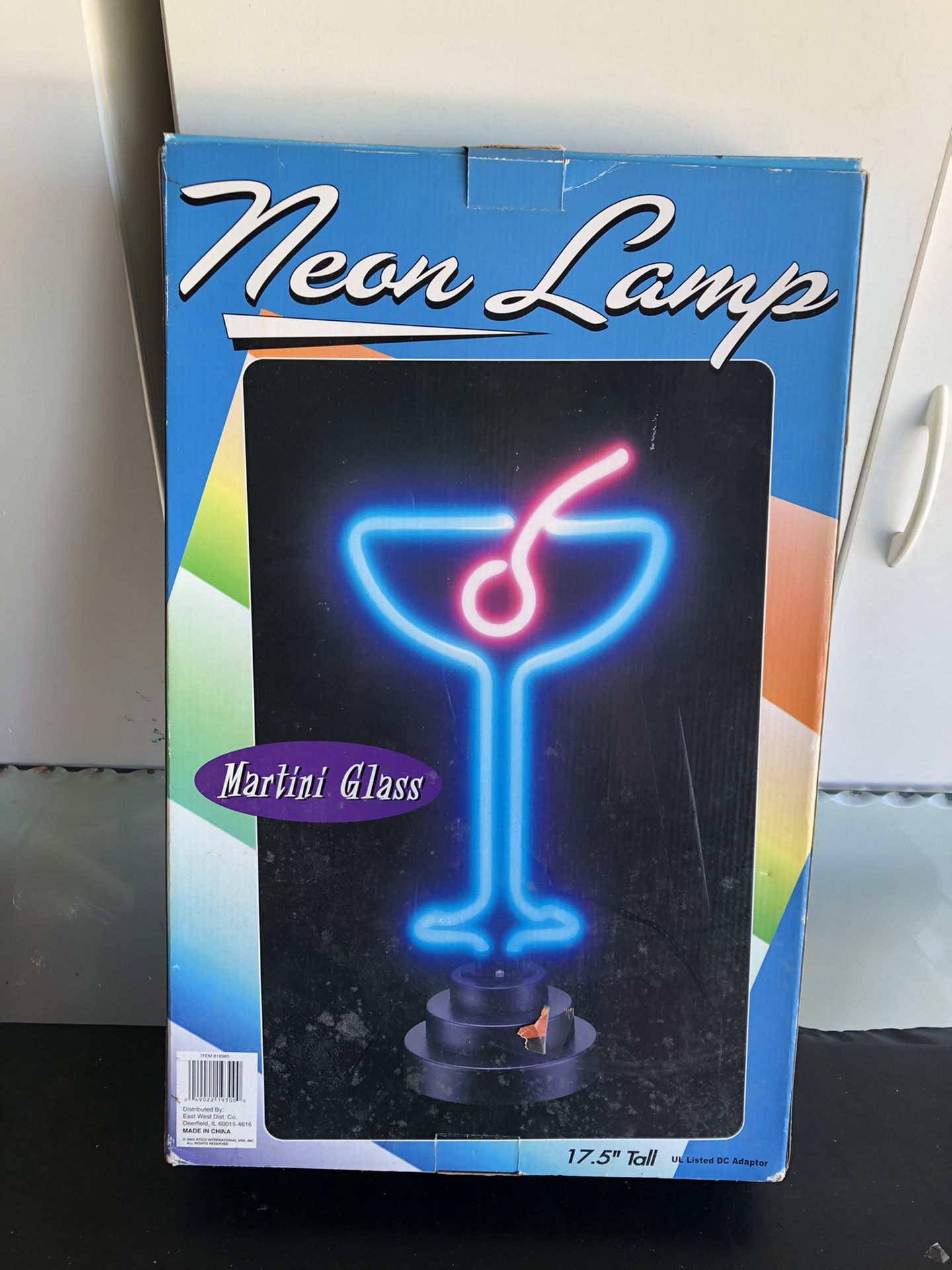 Neon lamp