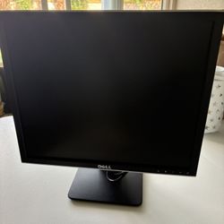 Dell Computer Monitor (19”)