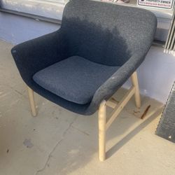 Side Chair 