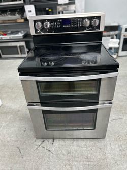 Whirlpool Double Oven Electric Range