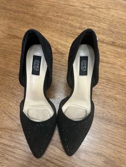 Black elegant heels  size 8 1/2
