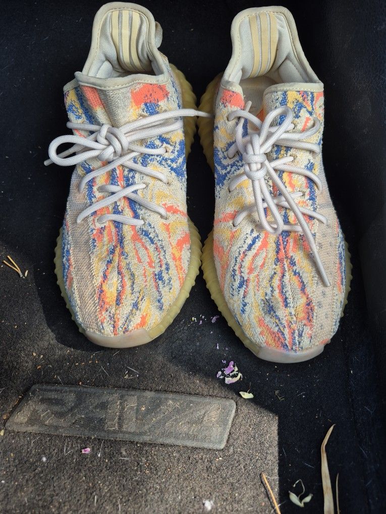 Adidas Yeezy Sz 6.5