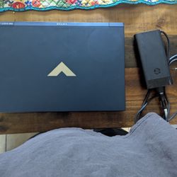 HP - Victus Gaming Laptop 