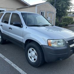 2005 Ford Escape 