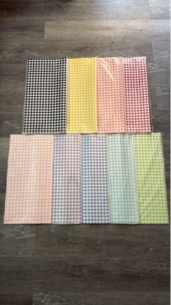 Gingham Floral Bouquet Wrapping Paper